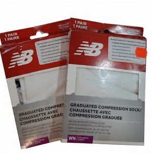 2 Packages of White Medium New Balance Graduated Compression Socks 20-30mm/Hg
